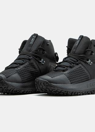Мужские кроссовки under armour hovr