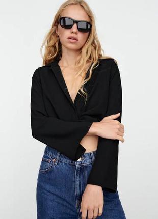 Щільна вкорочена чорна сорочка zara коротка сорочка чорного кольору з щільної тканини кроп