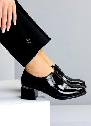 Комфортні жіночі чорні туфлі на підборах осінні еко-шкіра весна осінь