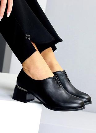 Елегантні жіночі чорні туфлі на підборах осінній еко-шкіра весна осінь