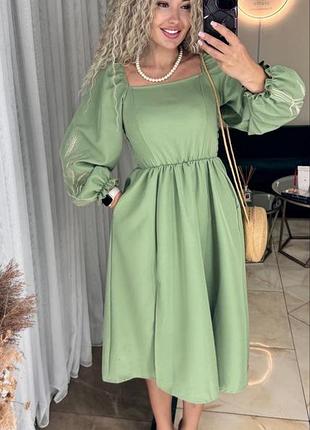 Сукня міді жіноча з вишивкою колосок приталена а силуету з квадратним декольте з...