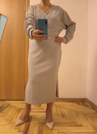 Стильное  платье с красивой спинкой, размер 14