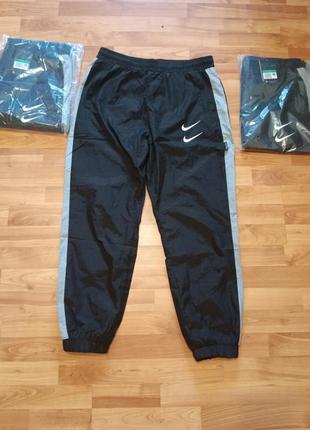 Нейлоновые брюки nike double swoosh