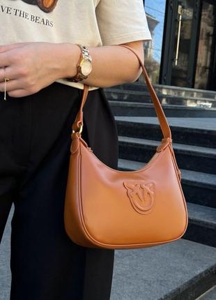 Pinko half moon bag simply ginger with Worlds buckle, жіноча шкіряна сумка, женская кожаная сумка