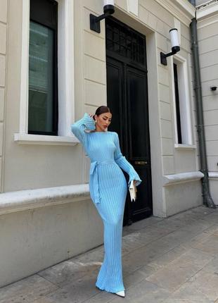 Платье макси из трикотажа