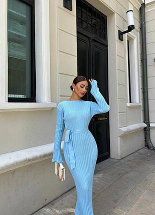Платье макси из трикотажа