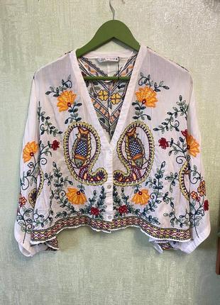 Блуза вишита zara