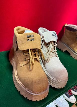 Ботинки в стиле miu miu
