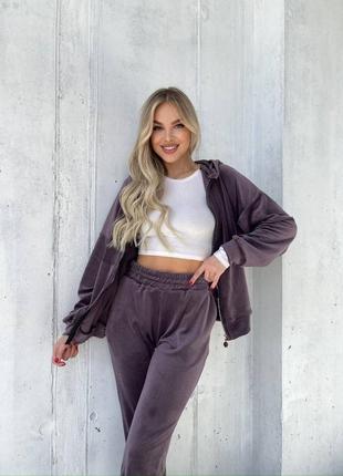 Велюровый спортивный костюм9 фото