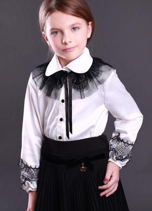 Святкова блуза mone!