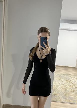 Платье короткое платье bershka