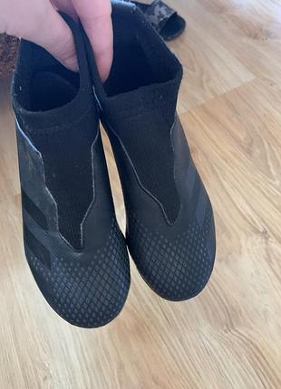Кроссовки для футбола бутсы adidas