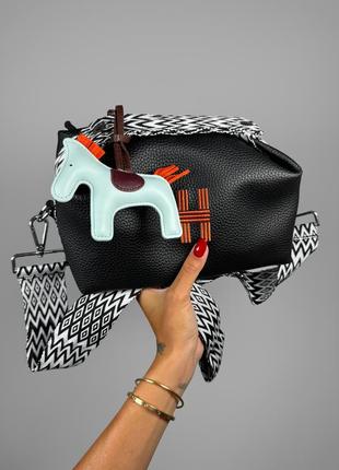Жіноча сумка косметичка в стилі hermes.