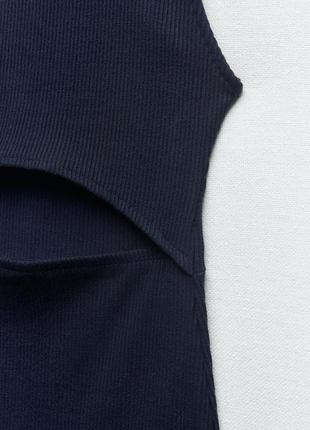 Платье в рубчик по фигуре с вырезом спереди от zara, размер m7 фото