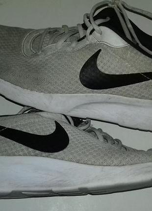 Чоловічі оригінальні спортивні кросівки nike
