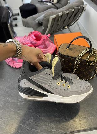 Оригинальные кеды хай топы кроссовки nike jordan кожаные серые