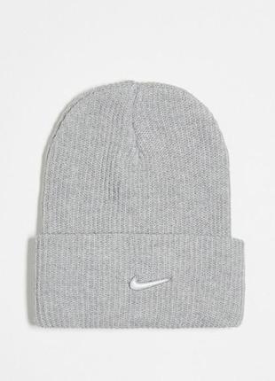 Нова зимова шапка nike (найк swoosh beanie in grey hat) з америкари