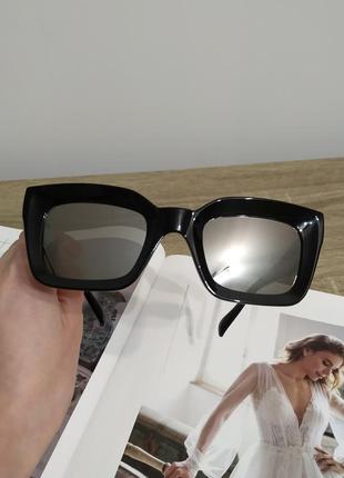 Окуляри трендові сонцезахисні квадратні з дзеркальними лінзами модні очки8 фото