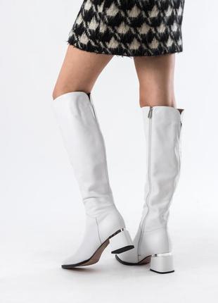 Ботфорты высокие зимние с натуральным теплым мехом еврозима на устойчивом каблуке белые 1486ц-а