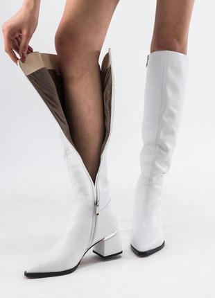 Ботфорты высокие зимние с натуральным теплым мехом еврозима на устойчивом каблуке белые 1486ц-а