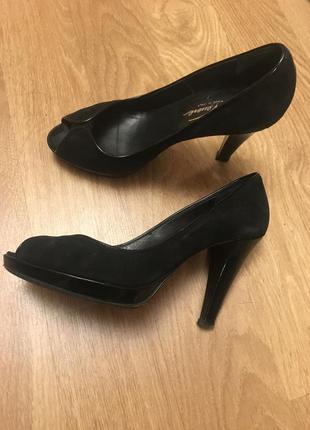 Туфлі замш обмін є