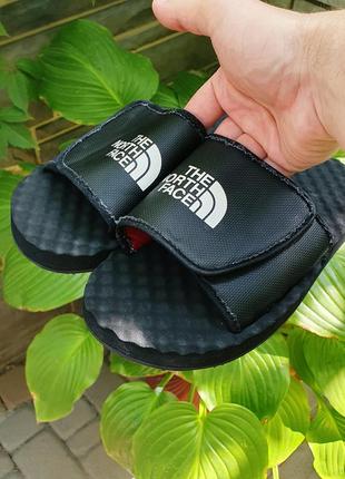 Шльопанці the north face (40,5eur/26см)
