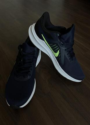 Мужские оригинальные кроссовки nike