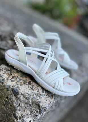 Неймовірно комфортні сандалі skechers /сша/