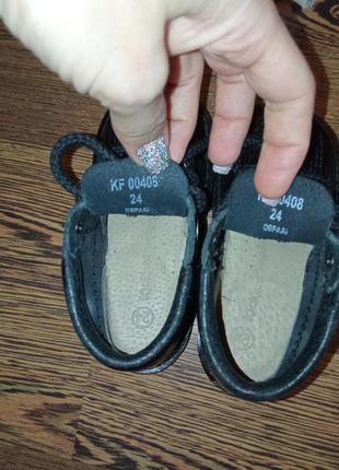 Натуральные лакированные ботинки на девочку, натуральні черевики на дівчинку5 фото