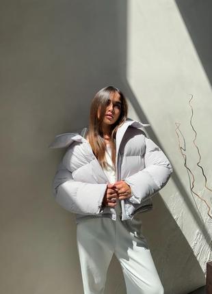 Пуховик зимний короткий дутый без капюшона3 фото