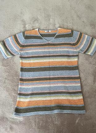 В'язана жіноча кофта