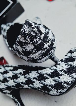 Karl lagerfeld paris оригінал чорно-білі туфлі човники на шпильці7 фото