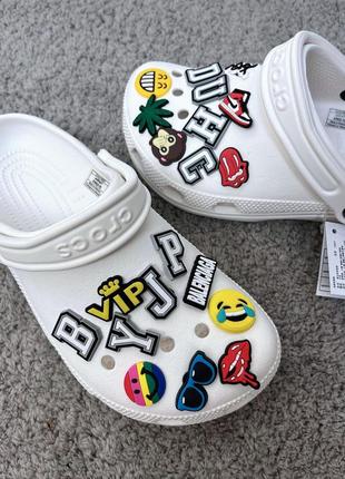 Прикраси для crocs джибітси усі у наявності