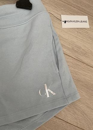 Жіночі трикотажні шорти calvin klein jeans