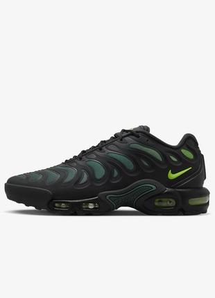 Оригинальн! nike air max tn plus drift. размер 41; 47; 47.5 кроссовки