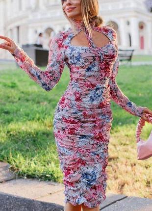 Розпродаж cукня prettylittlething міді призiбрана із зав'язкою