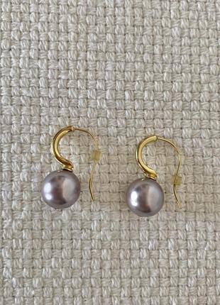 Сережки зі штучними перлами