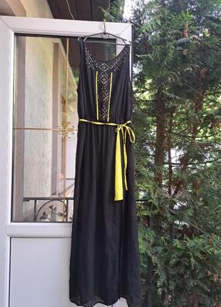Платье сарафан, разрез по ножке,