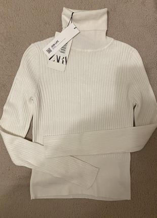Базовий білий молочний гольф в рубчик zara xs-s