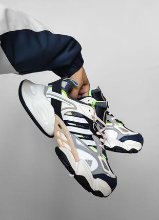 Кроссовки в стиле adidas vento