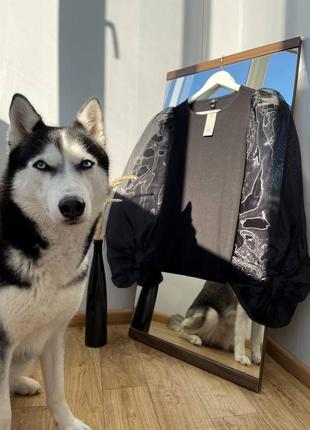 Кофта з обьємними рукавами (нова) river island