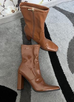 Лакированные сапожки primark р.40