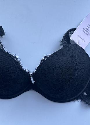 Бюстгалтер чорний від h&m на 80 в 95 в