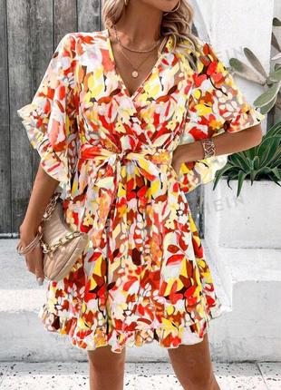 Оранжево-красное летнее платье