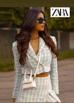 Актуальный укороченный твидовый пиджак от zara