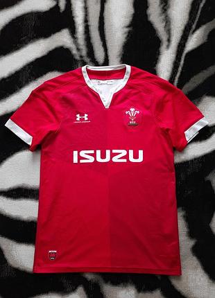 Футболка under armour размер s.