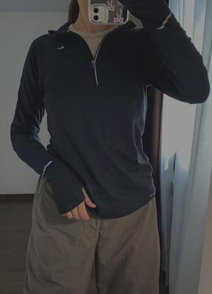 Спортивный лонг nike с вырезом на пальчик