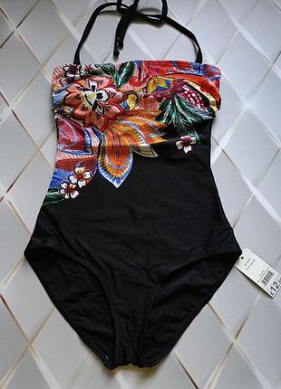 Классный утягивающий купальник)))размер 36