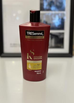 Новий шампунь для волосся tresemme keratin smooth 700 мл із кератином і олією марули