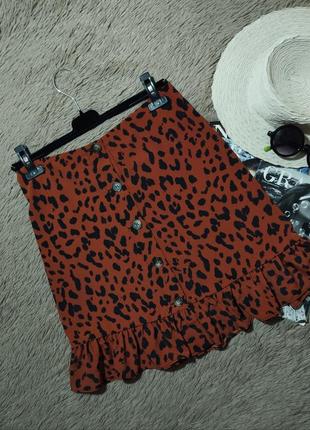 Хорошая короткая юбка леопард на пуговицах с рюшами1 фото